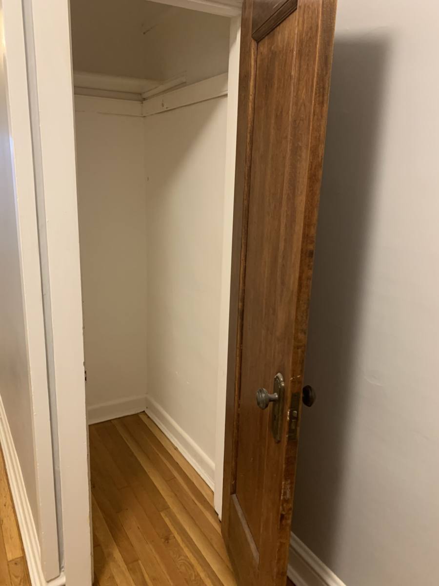 Apartment for rent at 5352 N Winthrop Ave - 2nd, Chicago, IL 60640