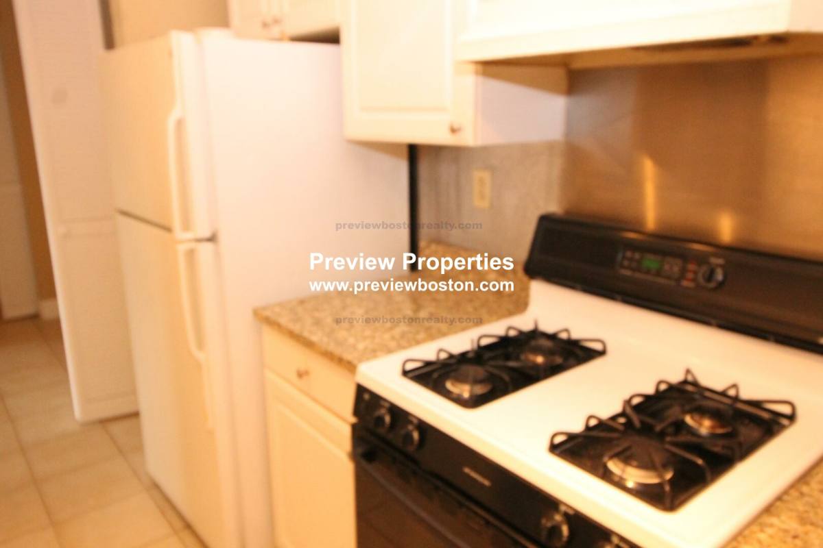Apartment for rent at 15 N Beacon St #703, Allston, MA 02134