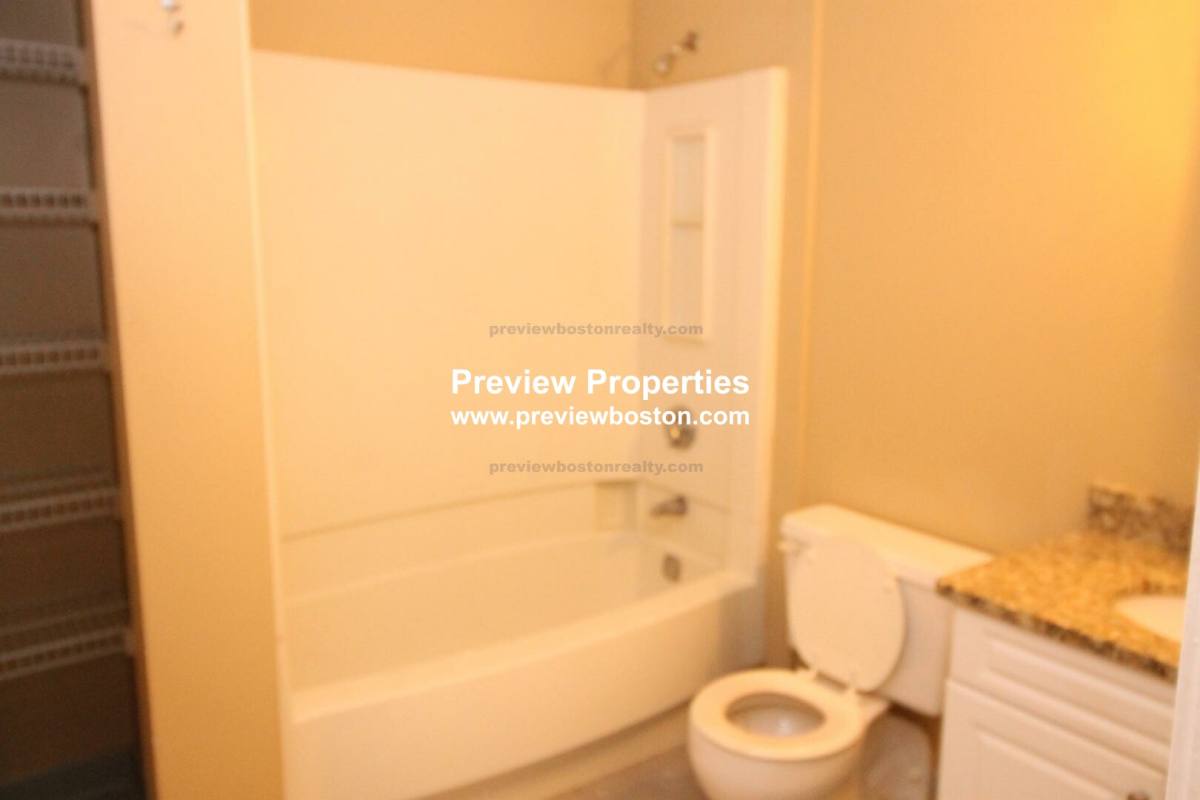 Apartment for rent at 15 N Beacon St #703, Allston, MA 02134