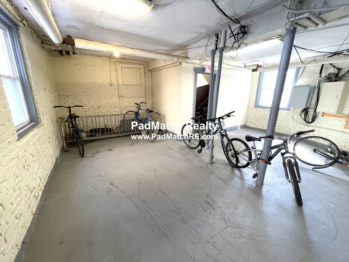 Apartment for rent at 1124 Commonwealth Ave #3A, Allston, MA 02134