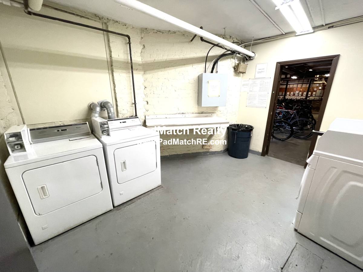 Apartment for rent at 1124 Commonwealth Ave #3A, Allston, MA 02134