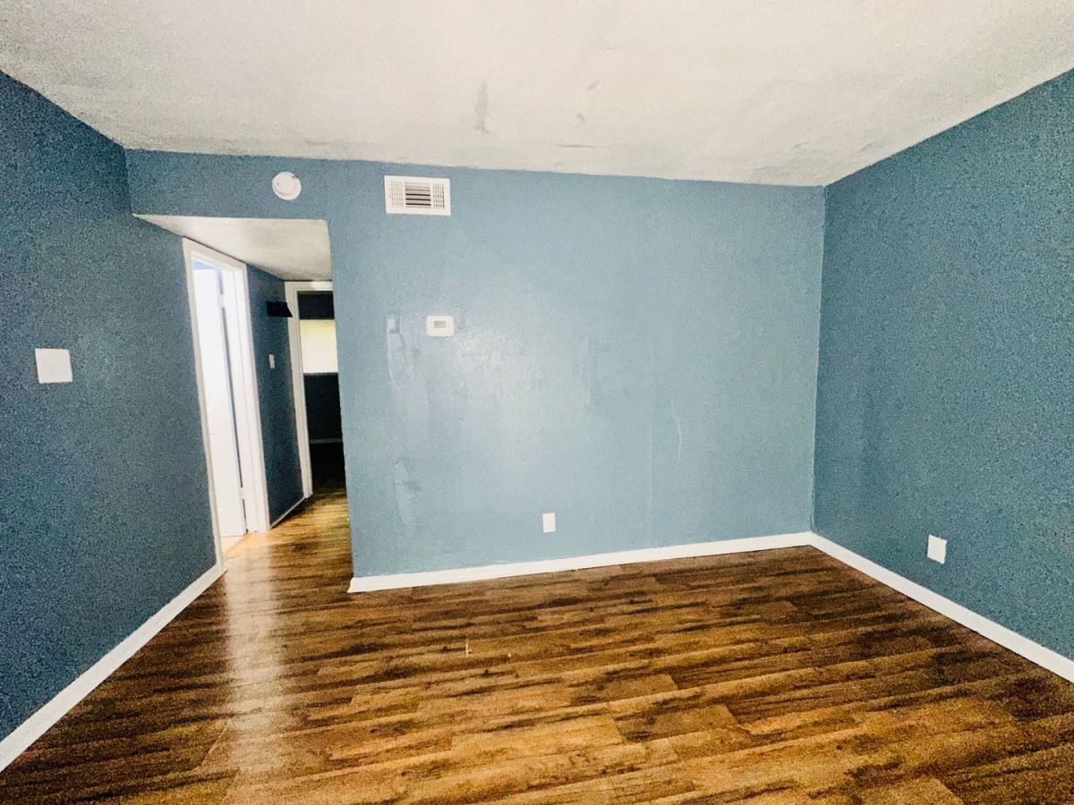 Apartment for rent at 407 W Ave E, Killeen, TX 76541