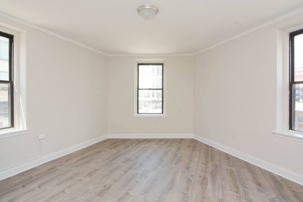 Apartment for rent at 3335 Diversey #301-A, Chicago, IL 60647
