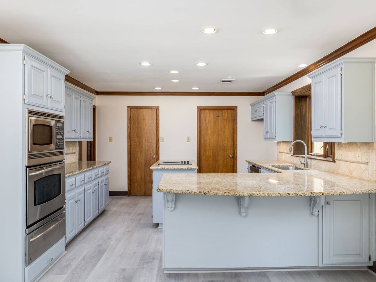 House for rent at 9900 Winding Oak Circle, Austin, TX 78750