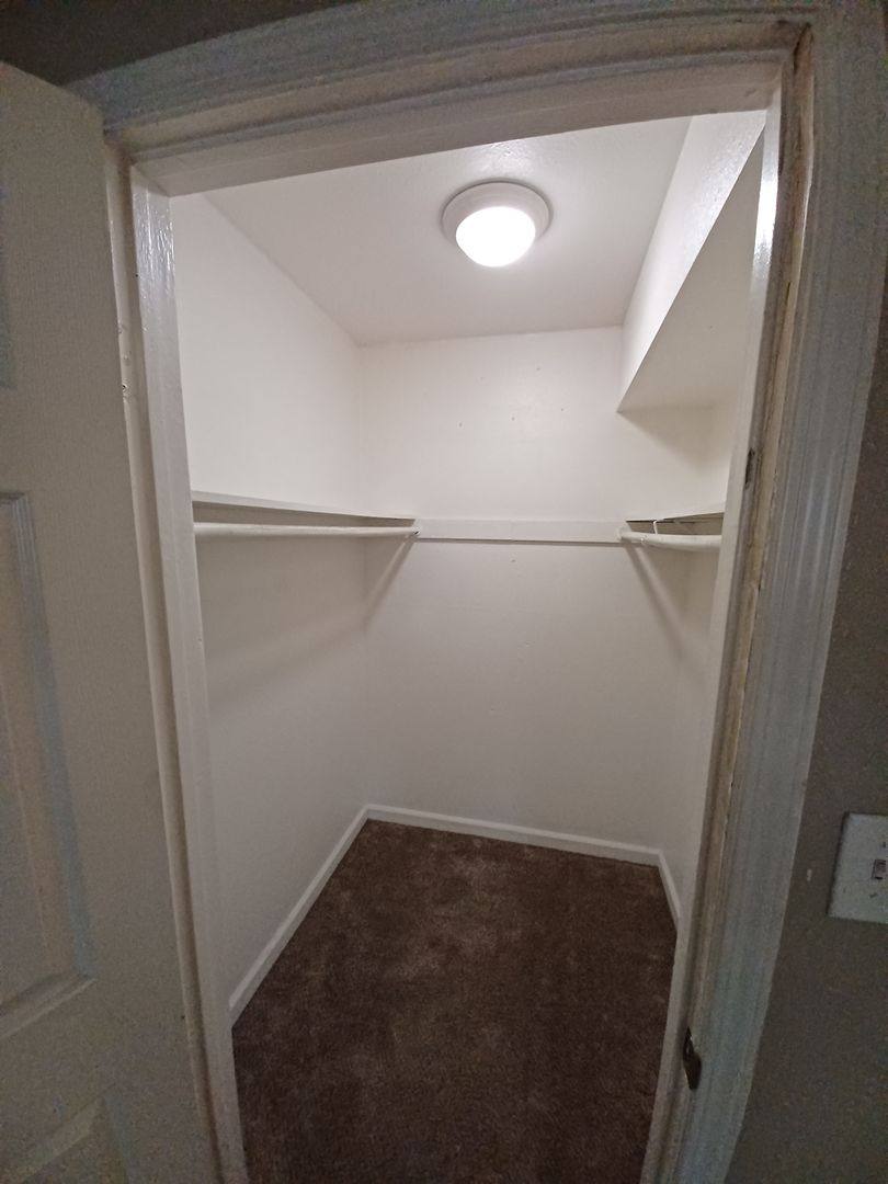 Apartment for rent at 2612-2616 2nd Ave, Sacramento, CA 95818