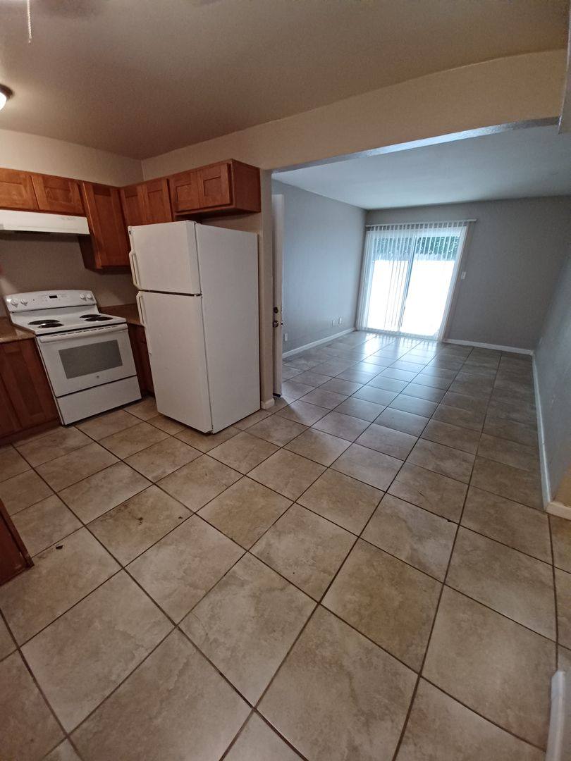 Apartment for rent at 2612-2616 2nd Ave, Sacramento, CA 95818