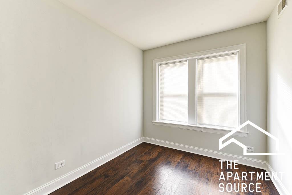 Apartment for rent at 4876 W Armitage Ave #1R, Chicago, IL 60639