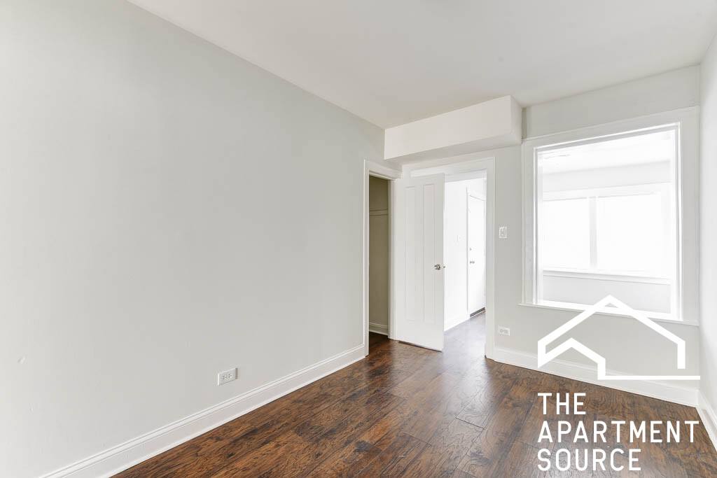 Apartment for rent at 4876 W Armitage Ave #1R, Chicago, IL 60639
