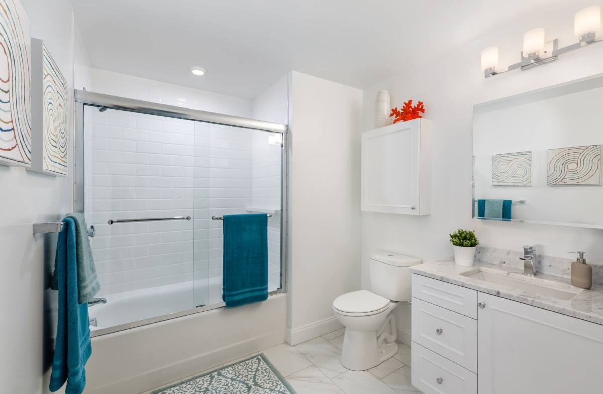 Apartment for rent at 120 Gerry Rd, Chestnut Hill, MA 02467