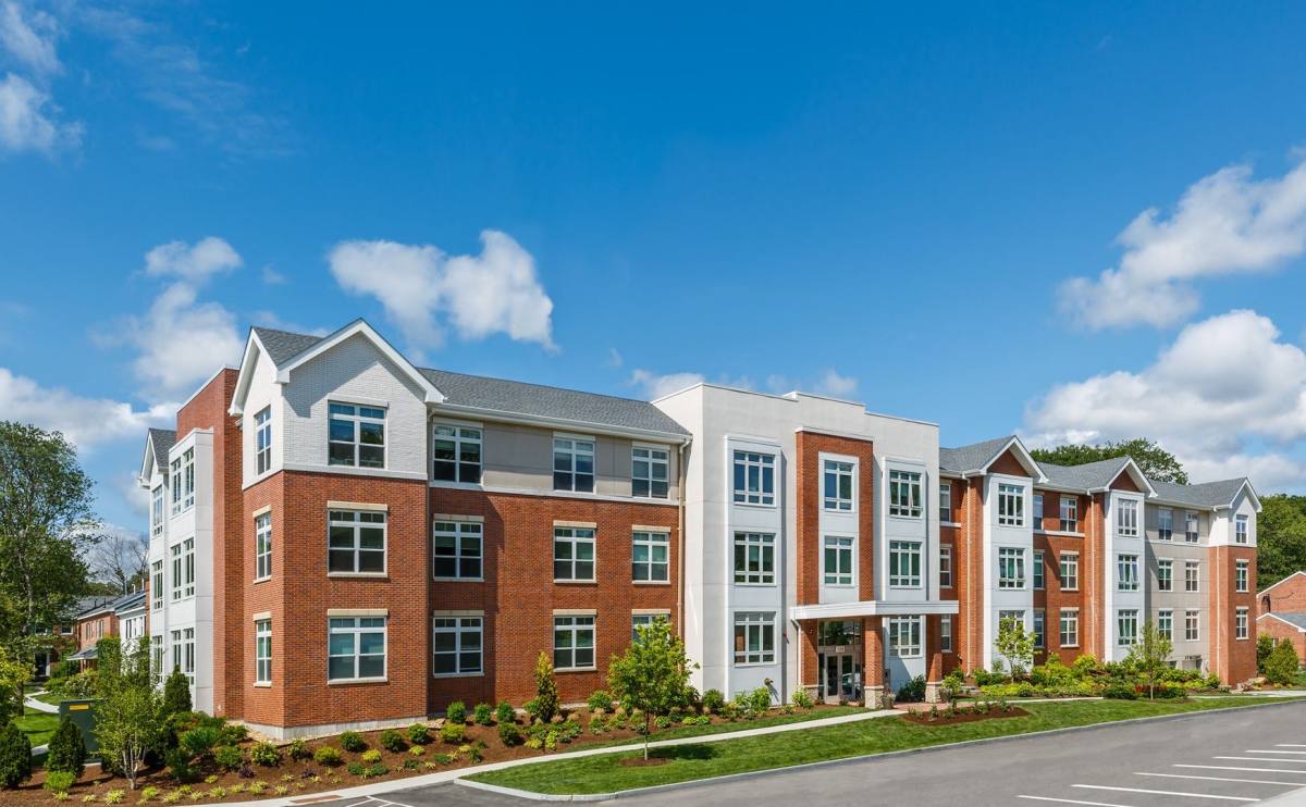 Apartment for rent at 120 Gerry Rd, Chestnut Hill, MA 02467