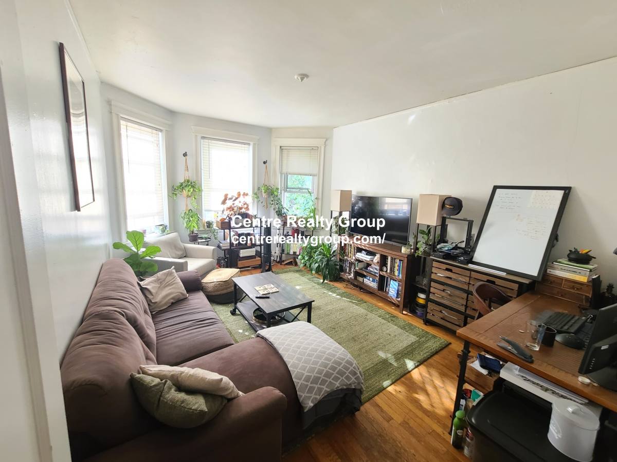 Apartment for rent at 1840 Commonwealth #17, Brighton, MA 02135