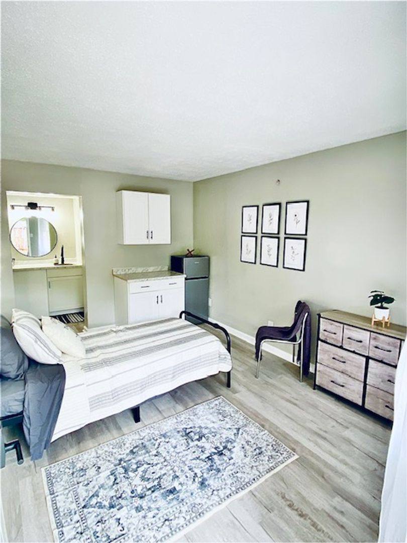 Apartment for rent at 1607 Bigley Ave, Charleston, WV 25302