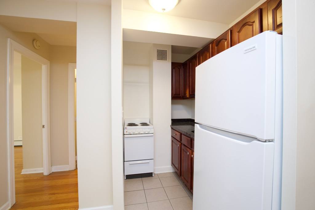 Apartment for rent at 4180 Marine Dr #D1031, Chicago, IL 60613