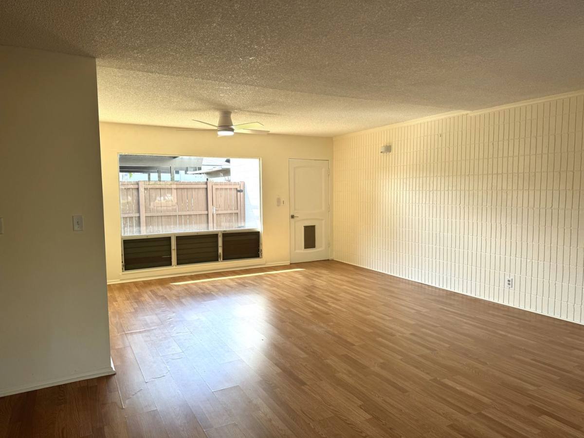 Townhouse for rent at 214 Koko Isle Circle, Honolulu, HI 96825
