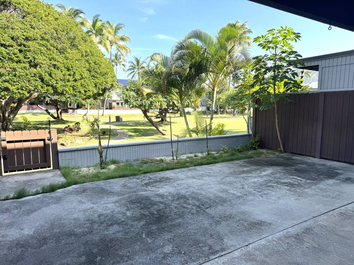 Townhouse for rent at 214 Koko Isle Circle, Honolulu, HI 96825