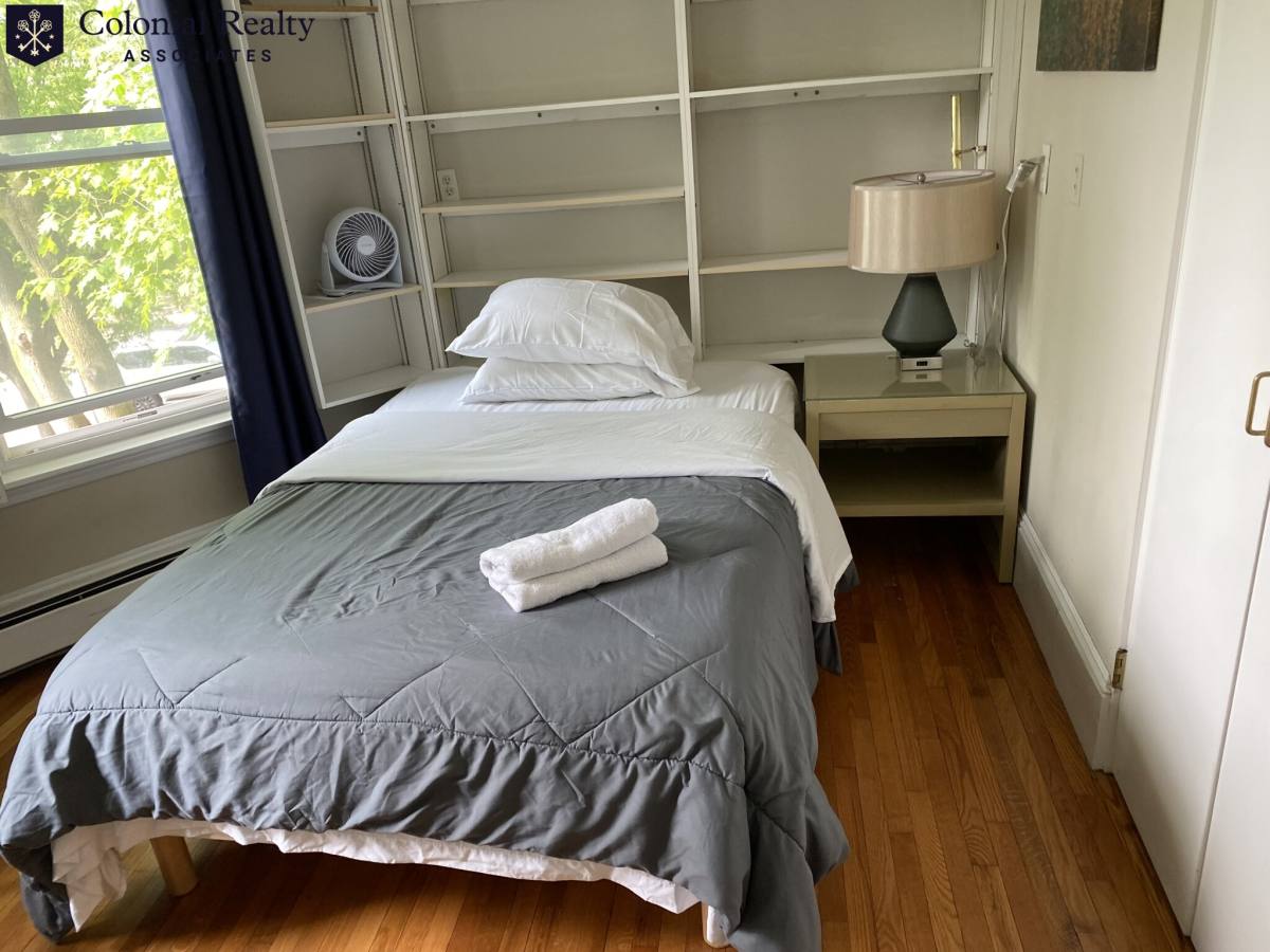Apartment for rent at 1000 Memorial Dr #2F, Cambridge, MA 02138