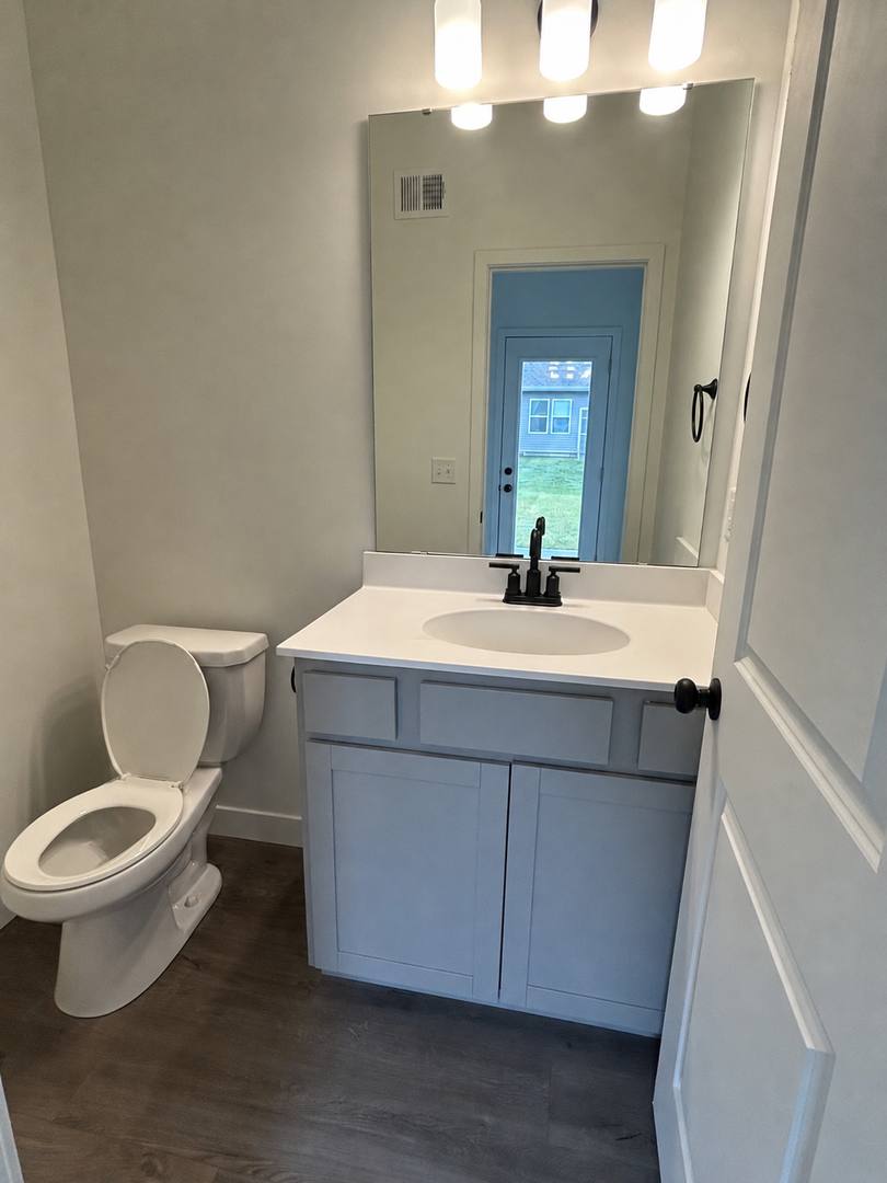 House for rent at 27307 Acacia Dr, Lees Summit, MO 64086