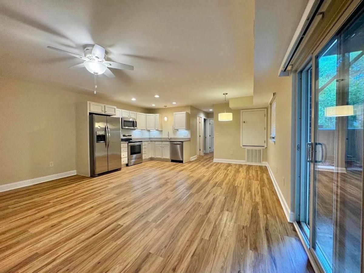 Apartment for rent at 106 S Anderson St #B102, Morganton, NC 28655