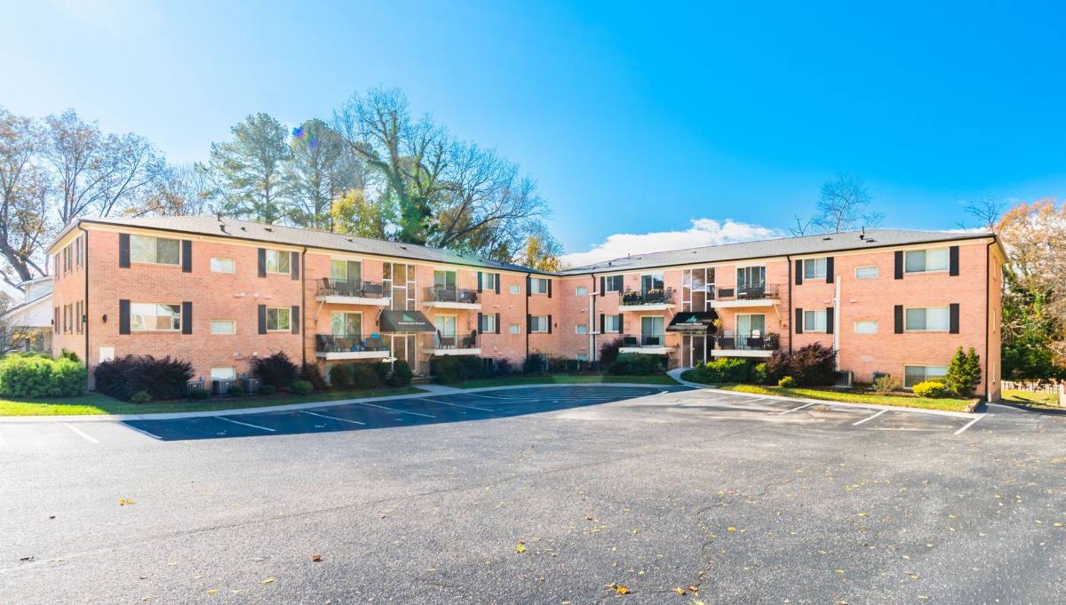 Apartment for rent at 106 S Anderson St #B102, Morganton, NC 28655