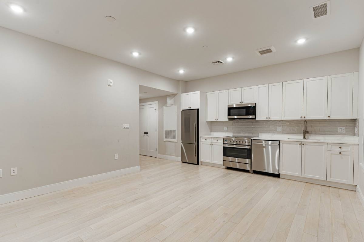 Apartment for rent at 197 Green St #304, Jamaica Plain, MA 02130