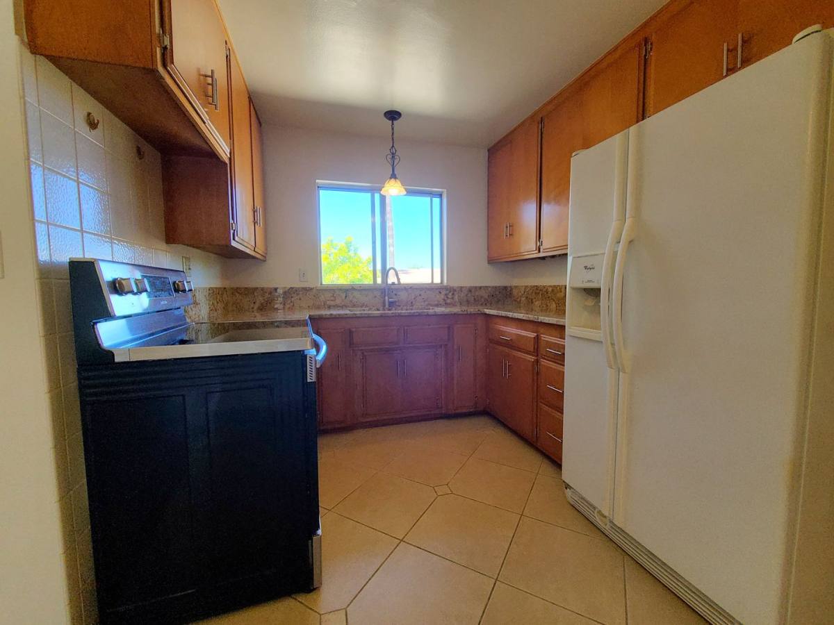 House for rent at 11904 4th St, Yucaipa, CA 92399