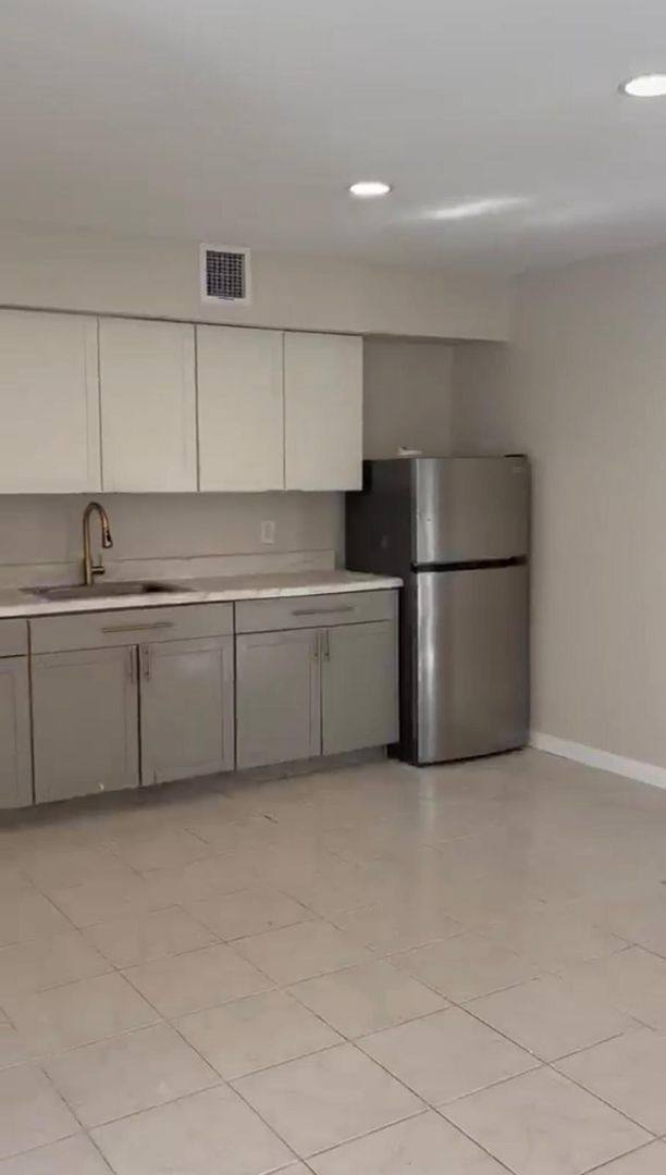 Apartment for rent at 351 15th Ave, Newark, NJ 07103