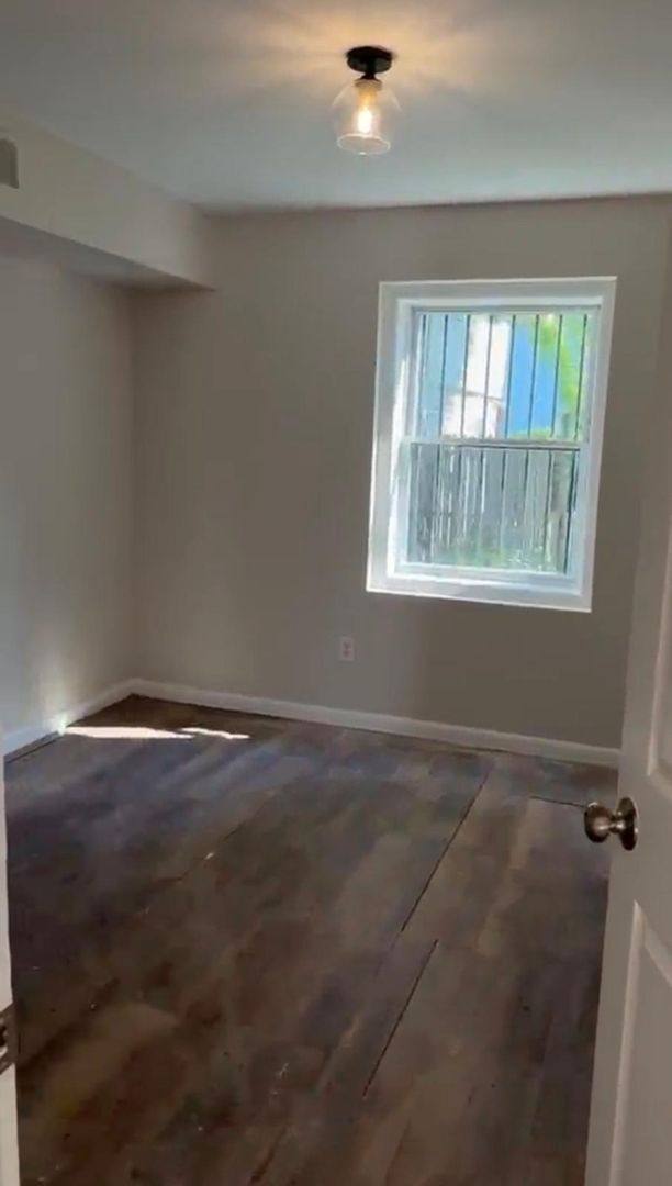 Apartment for rent at 351 15th Ave, Newark, NJ 07103