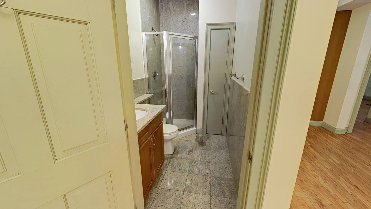 Apartment for rent at 531 Newbury St #1, Boston, MA 02215