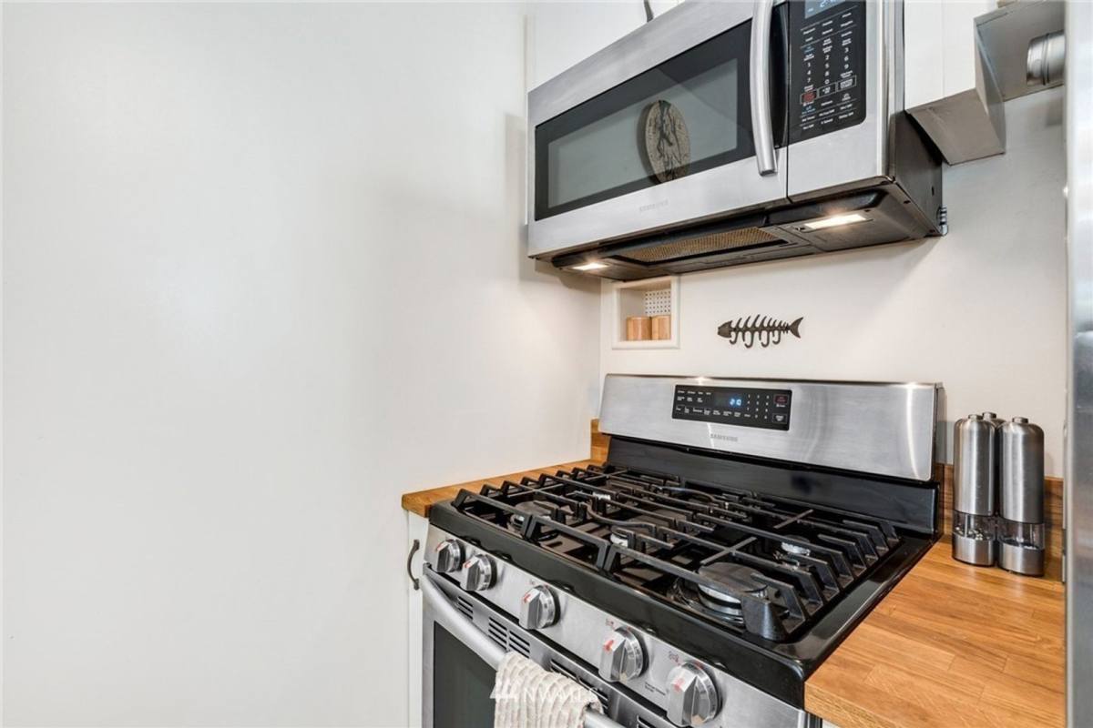 House for rent at 7734 31st Ave SW, Seattle, WA 98126