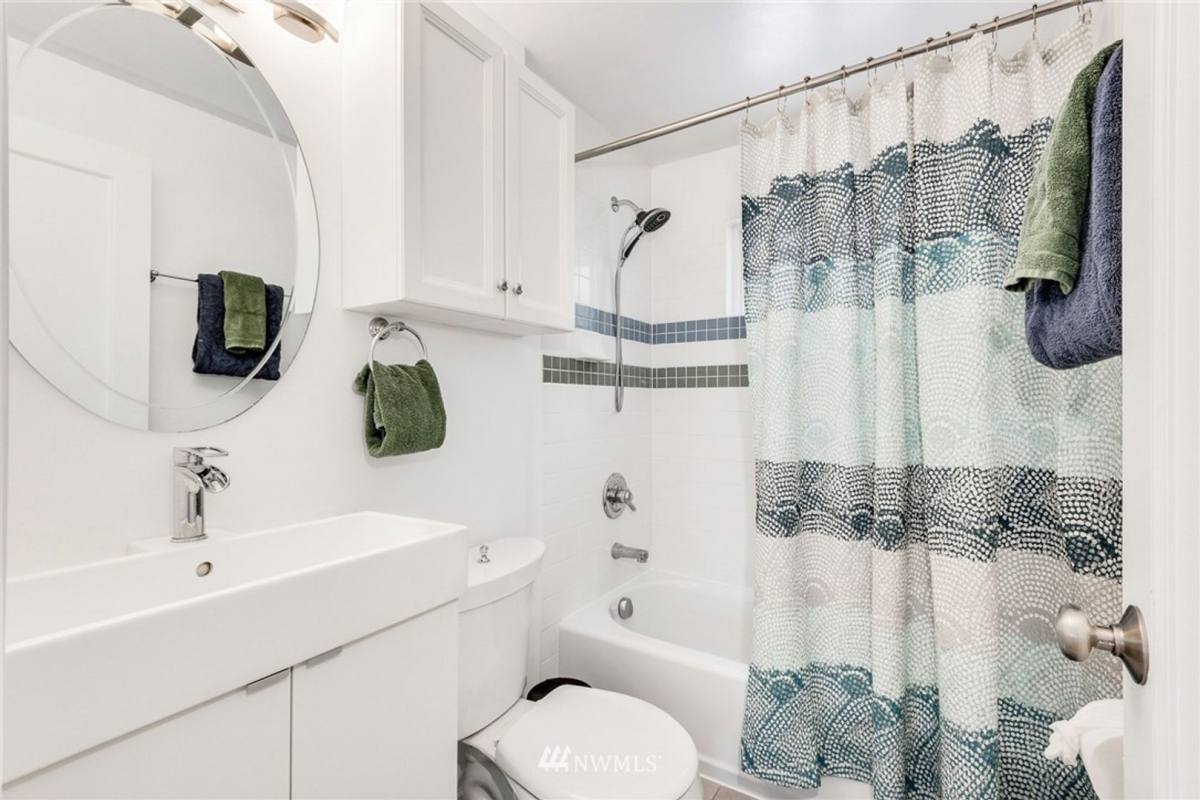 House for rent at 7734 31st Ave SW, Seattle, WA 98126