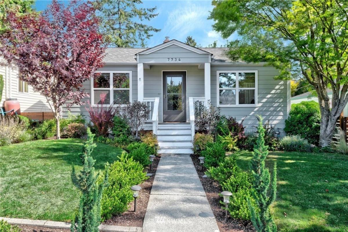 House for rent at 7734 31st Ave SW, Seattle, WA 98126