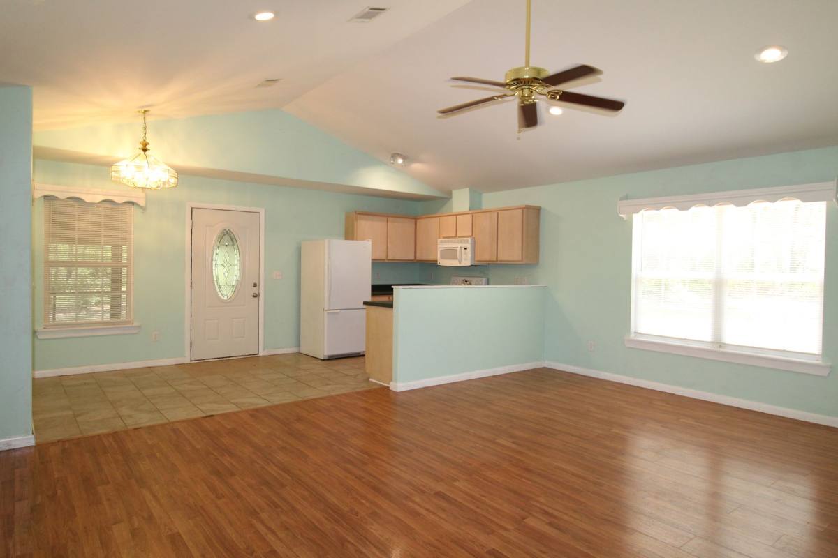 House for rent at 99 Carter Rd, Crawfordville, FL 32327