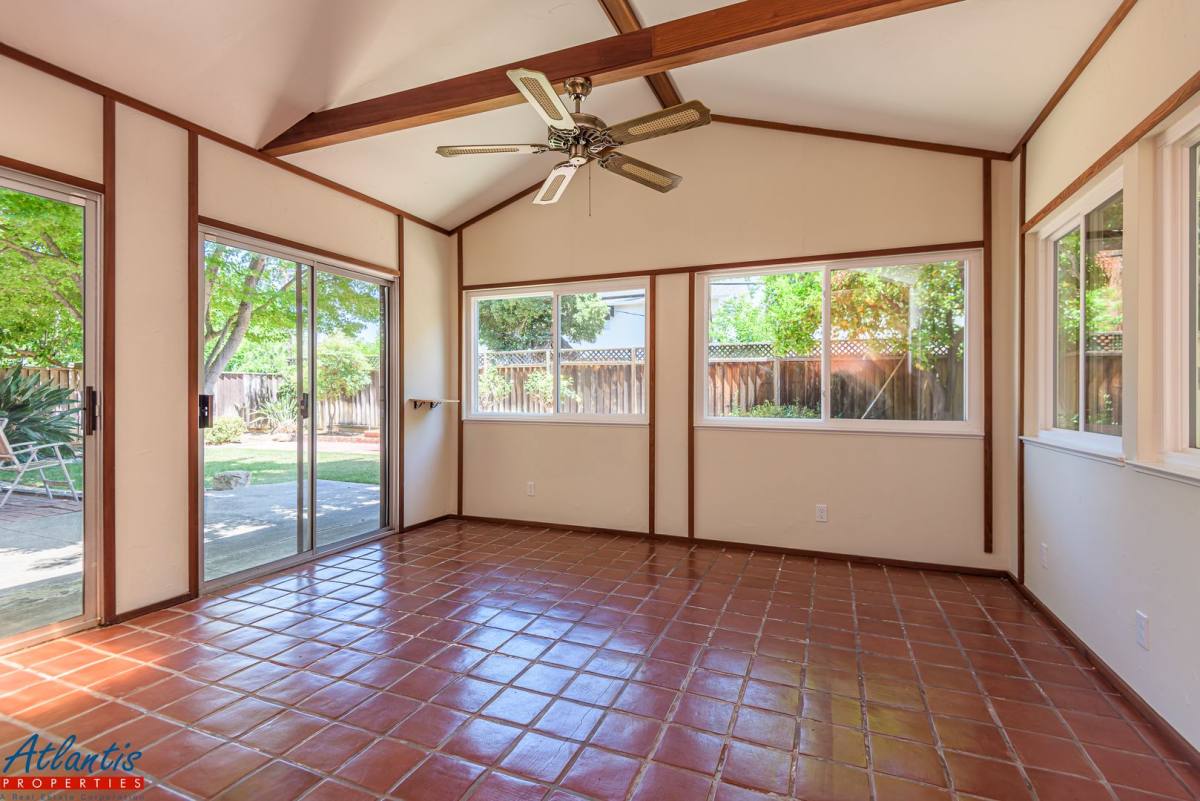 House for rent at 2566 Fairglen Dr, San Jose, CA 95125