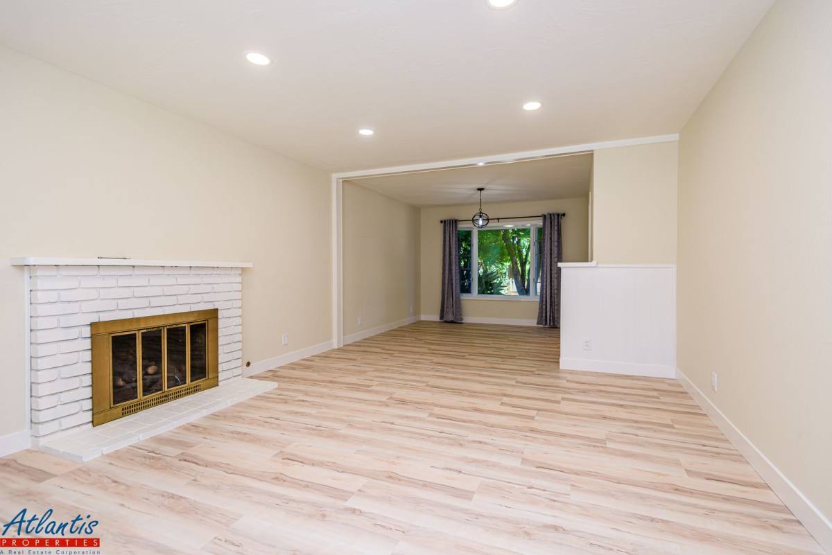 House for rent at 2566 Fairglen Dr, San Jose, CA 95125