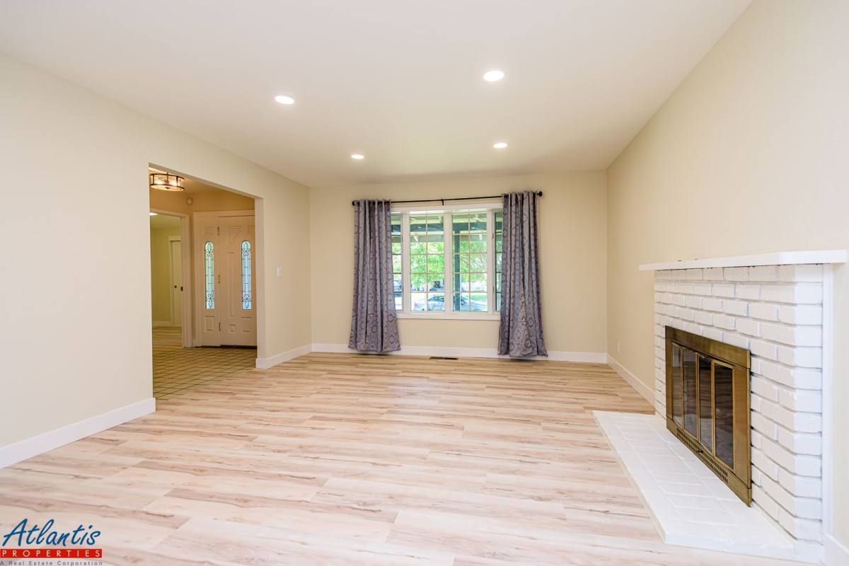 House for rent at 2566 Fairglen Dr, San Jose, CA 95125