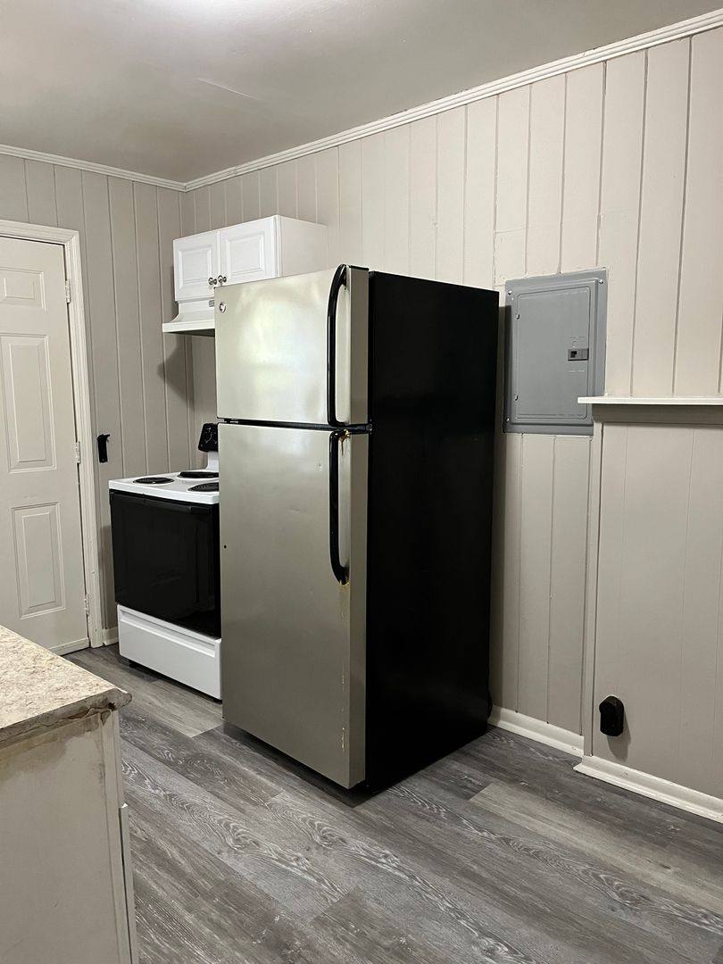 Apartment for rent at 1614 17th Ave N, Nashville, TN 37208