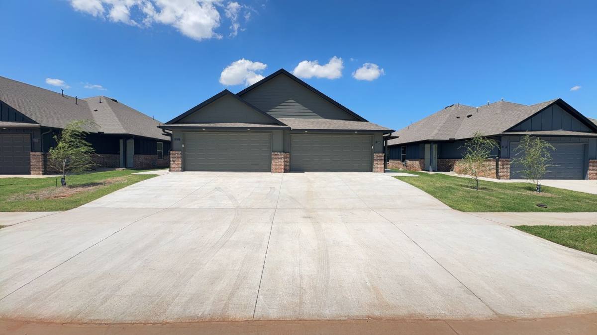House for rent at 1211NW 113th St, Oklahoma City, OK 73114