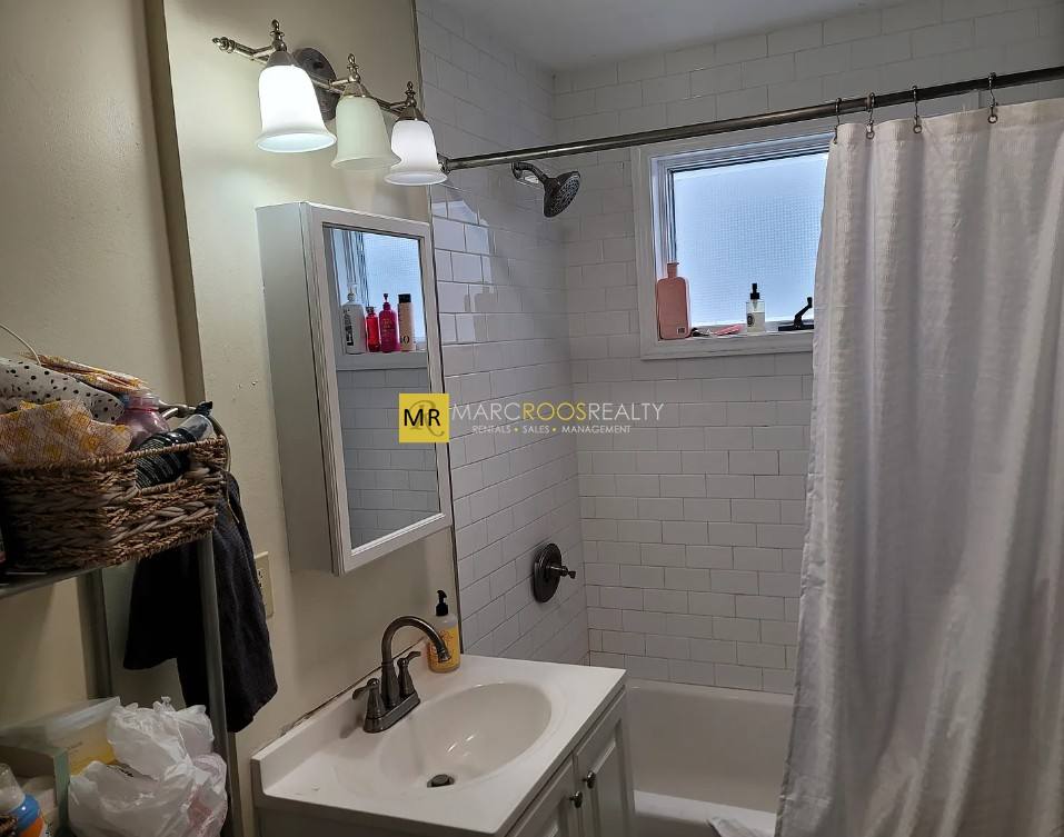 House for rent at 125 Hillsdale Rd #1, Somerville, MA 02144