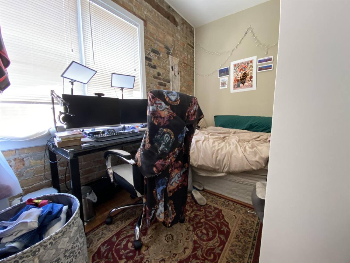 Apartment for rent at 1326 N Cleaver St #2F, Chicago, IL 60642
