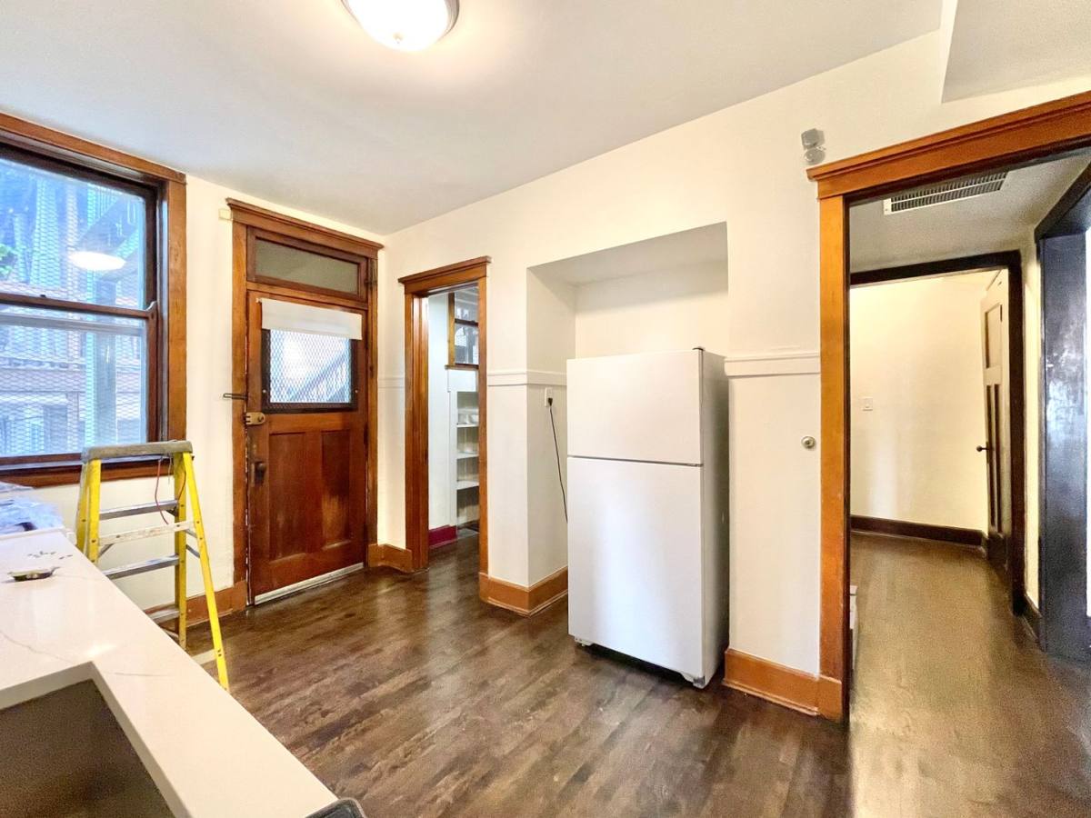Apartment for rent at 1414-16 W Argyle - 1416 #1, Chicago, IL 60640