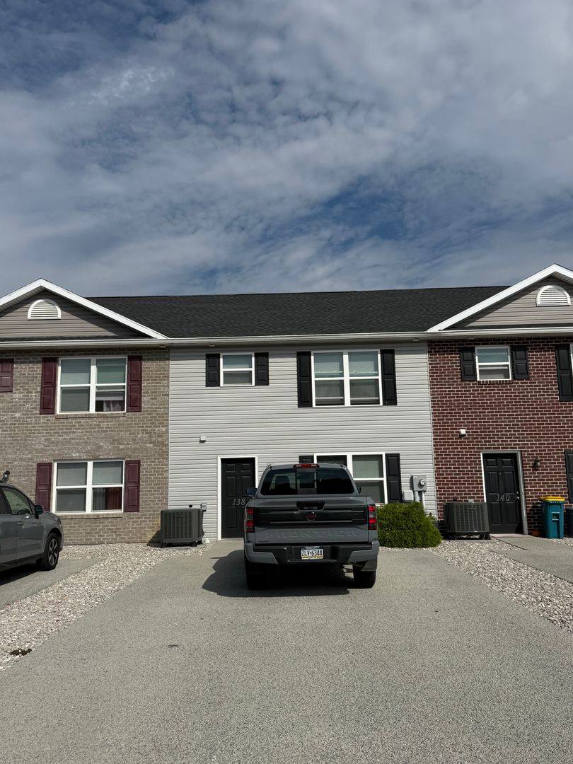 Townhouse for rent at 138 Delano Dr, Chambersburg, PA 17201