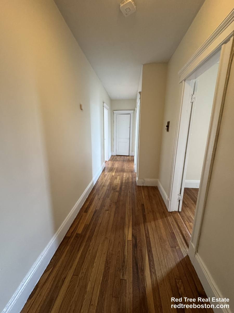 Apartment for rent at 1144 Commonwealth Ave #20, Allston, MA 02134