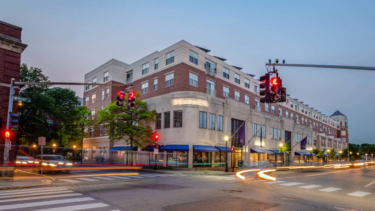 Apartment for rent at 25 Crescent St #513, Waltham, MA 02453