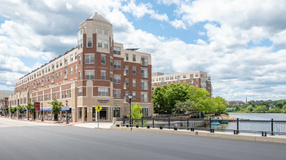 Apartment for rent at 25 Crescent St #513, Waltham, MA 02453