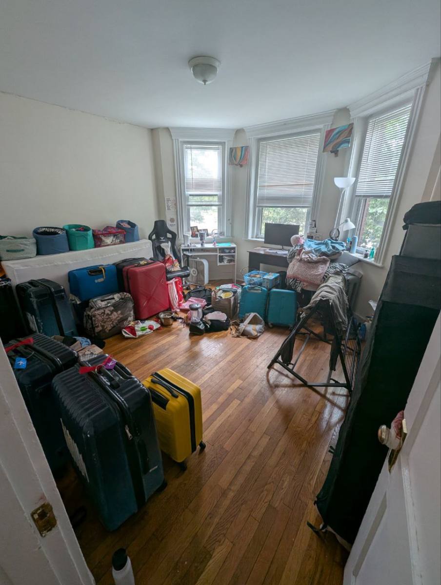 Apartment for rent at 352 Riverway #3, Boston, MA 02115