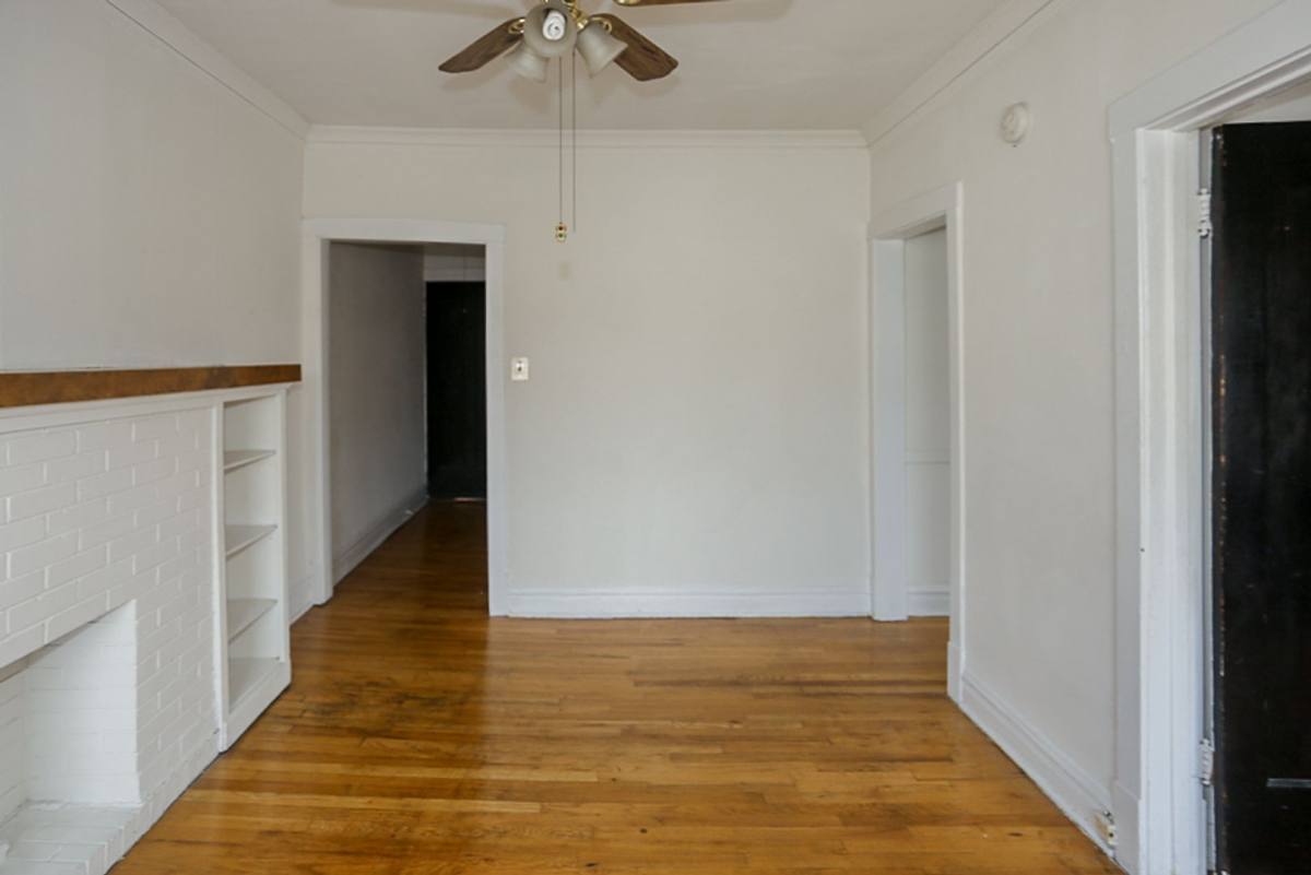 Apartment for rent at 2612 W Gunnison #2R, Chicago, IL 60657