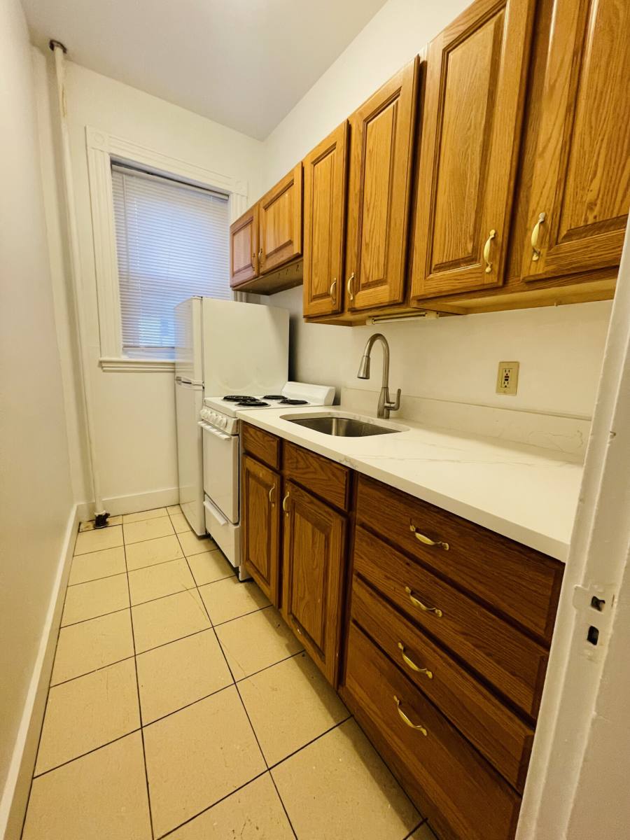 Apartment for rent at 11 Tetlow St #46, Boston, MA 02115