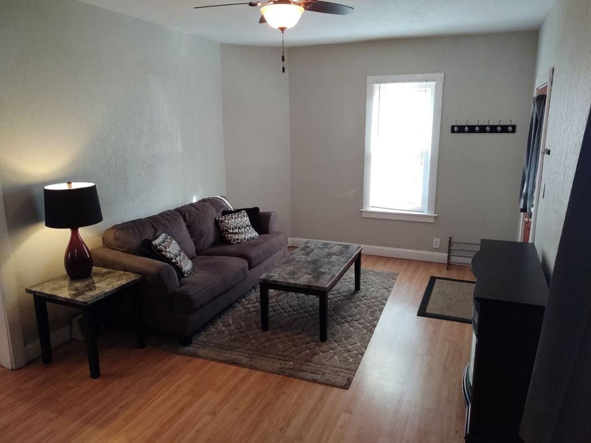 House for rent at 825 42nd St, Rock Island, IL 61201