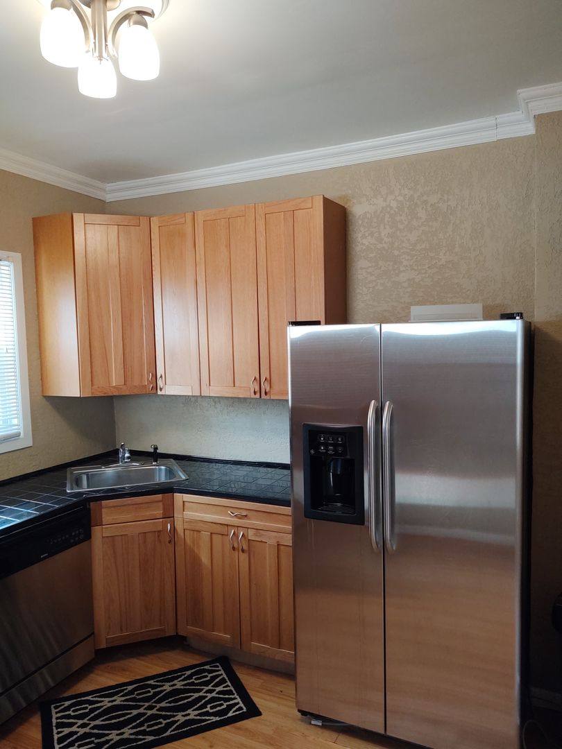House for rent at 825 42nd St, Rock Island, IL 61201