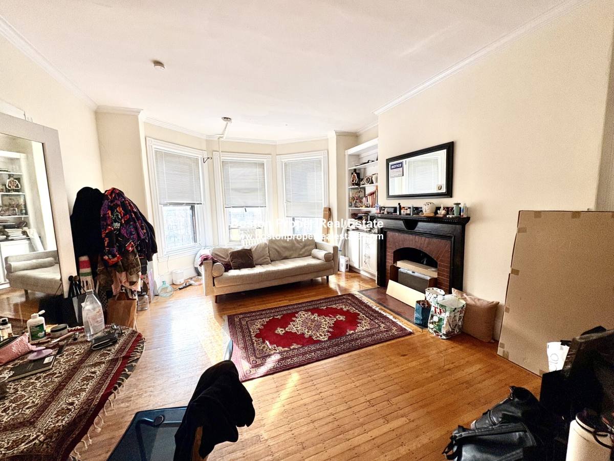 Apartment for rent at 455 Beacon St #6, Boston, MA 02115
